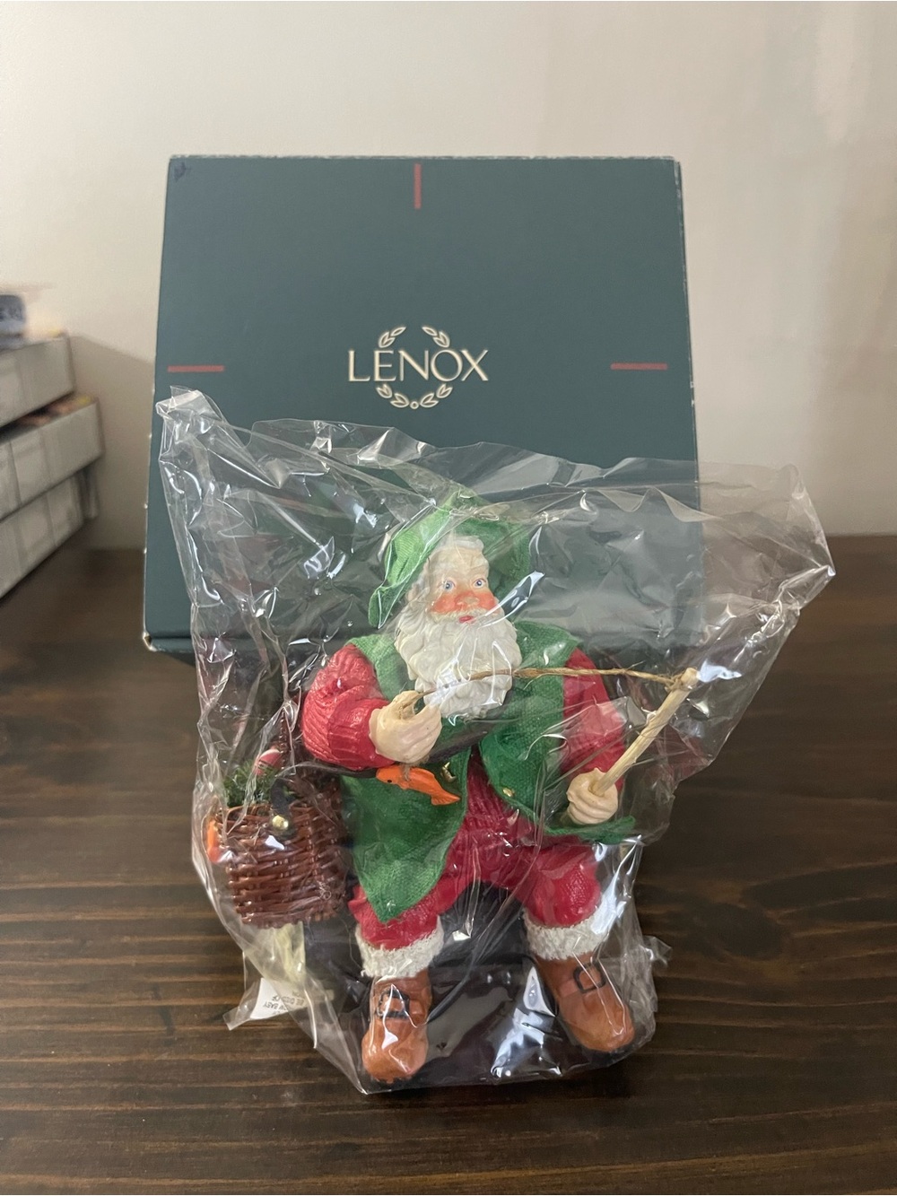Vintage ! Lenox Santa Claus Christmas Figurine with Basket and Box. NIB !